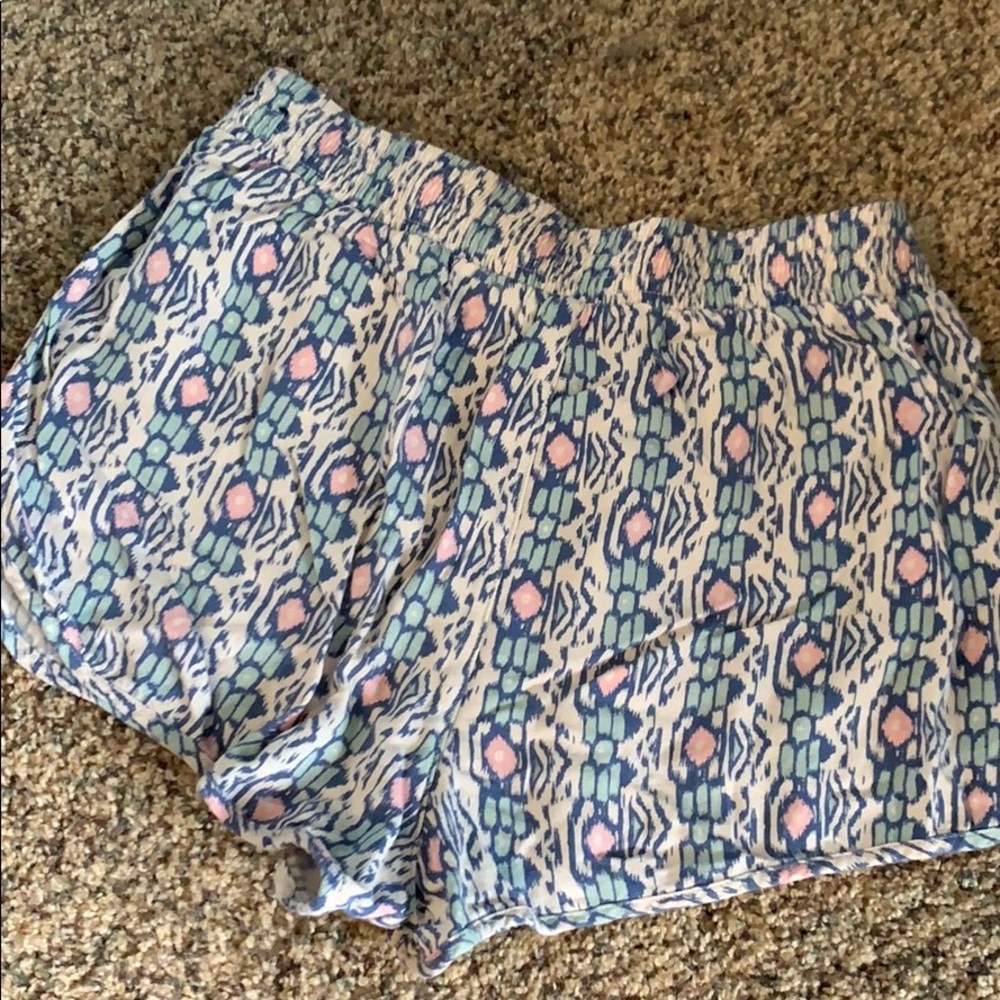 Patterned shorts - Picture 3 of 3
